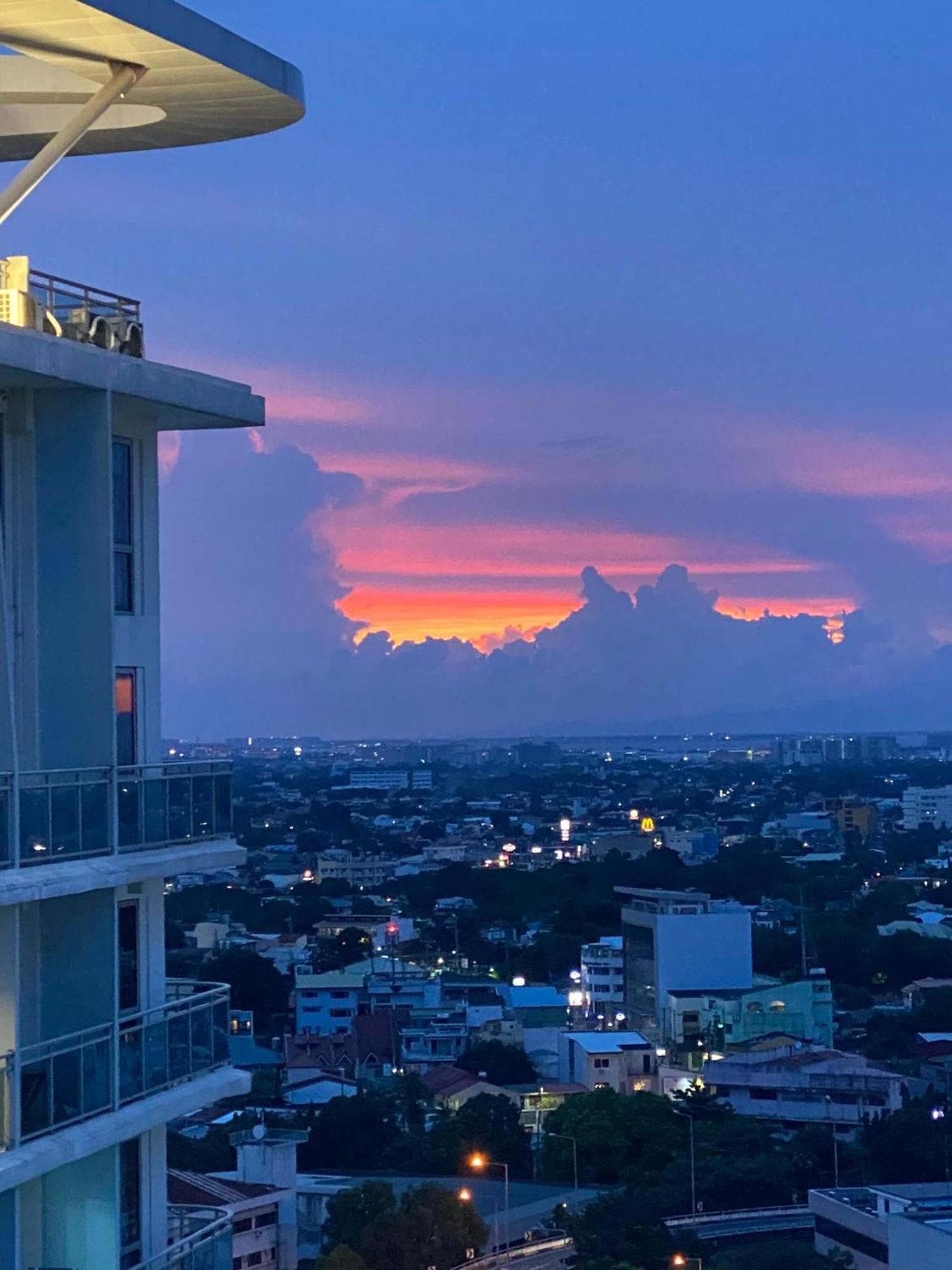 The Bahamas & Maldives Suites At Azure Residences Paranaque 15 Mins Manila Airport T3 Luaran gambar